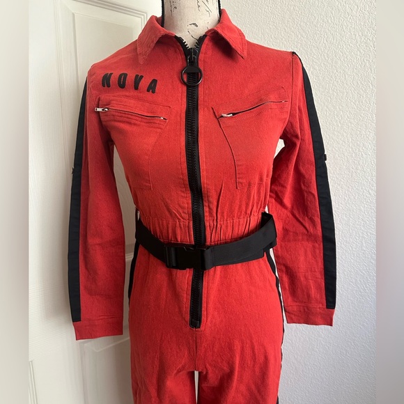 Fashion nova jumpsuit - Picture 4 of 10